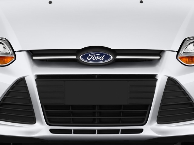 Ford Focus 4-   White