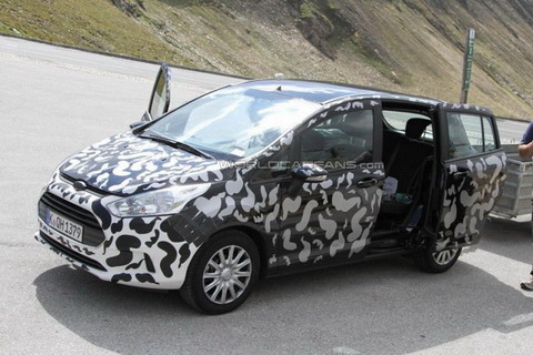 Папарацци заглянули в салон Ford B-MAX