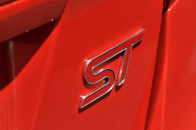  Ford Fiesta ST    180 ..