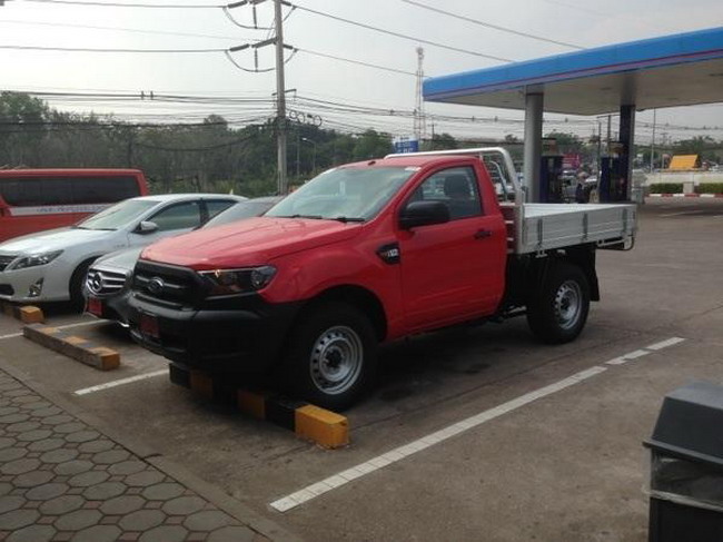Обновленный Ford Ranger пойман шпионами без камуфляжа
