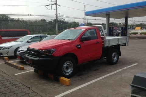 Обновленный Ford Ranger пойман шпионами без камуфляжа