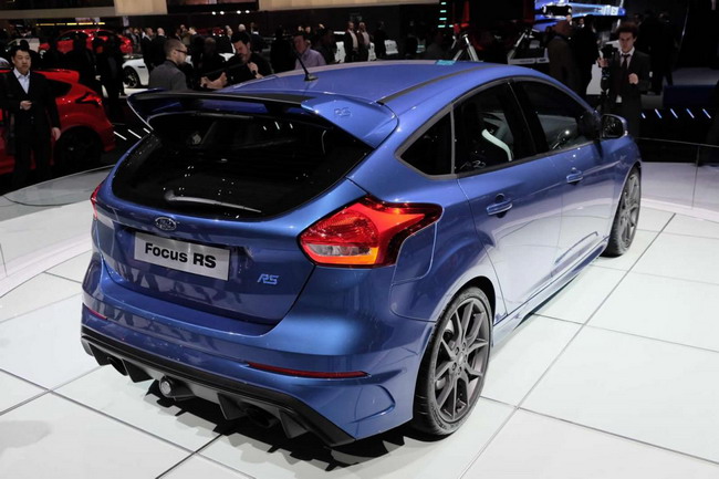 Ford Focus RS представлен на Женевском автосалоне 2015