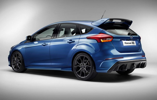 Ford Focus RS представлен на Женевском автосалоне 2015