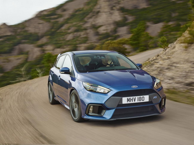 Ford Focus RS представлен на Женевском автосалоне 2015