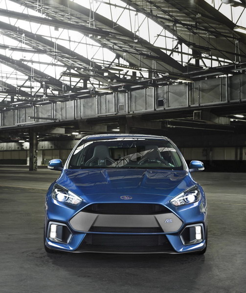 Ford Focus RS представлен на Женевском автосалоне 2015