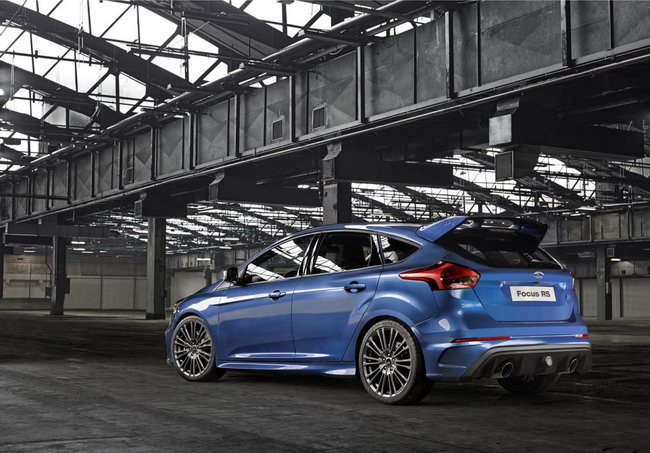 Ford Focus RS представлен на Женевском автосалоне 2015
