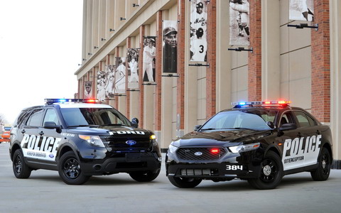 Полицейские Форды теперь выдерживают попадание бронебойной пули